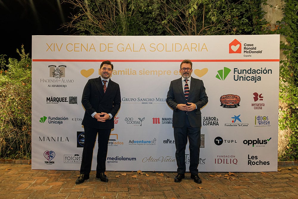 Invitados a la cena solidaria en apoyo a la Casa de Ronald McDonald en Málaga.